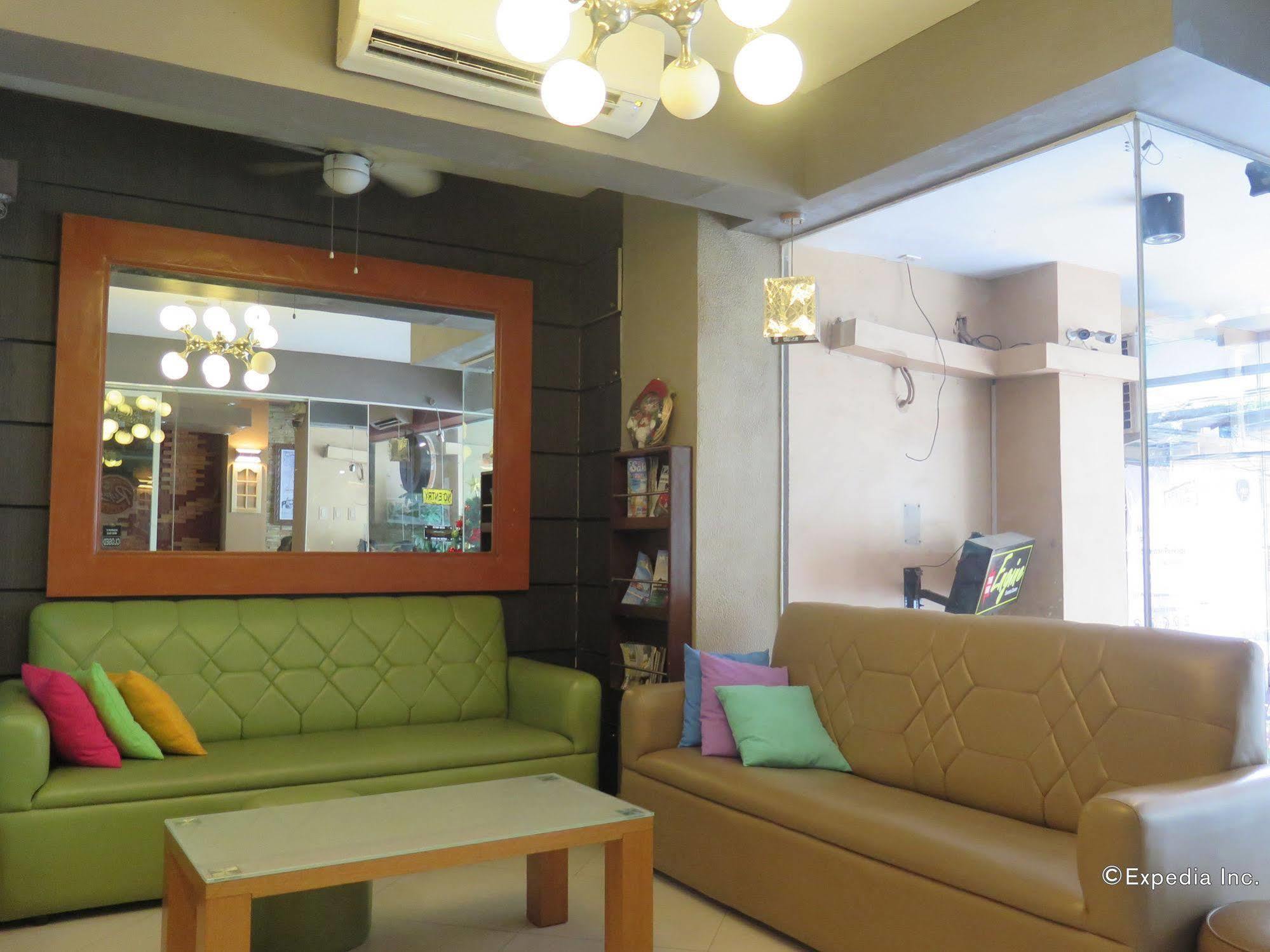 La Gloria Residence Inn Cebu Buitenkant foto
