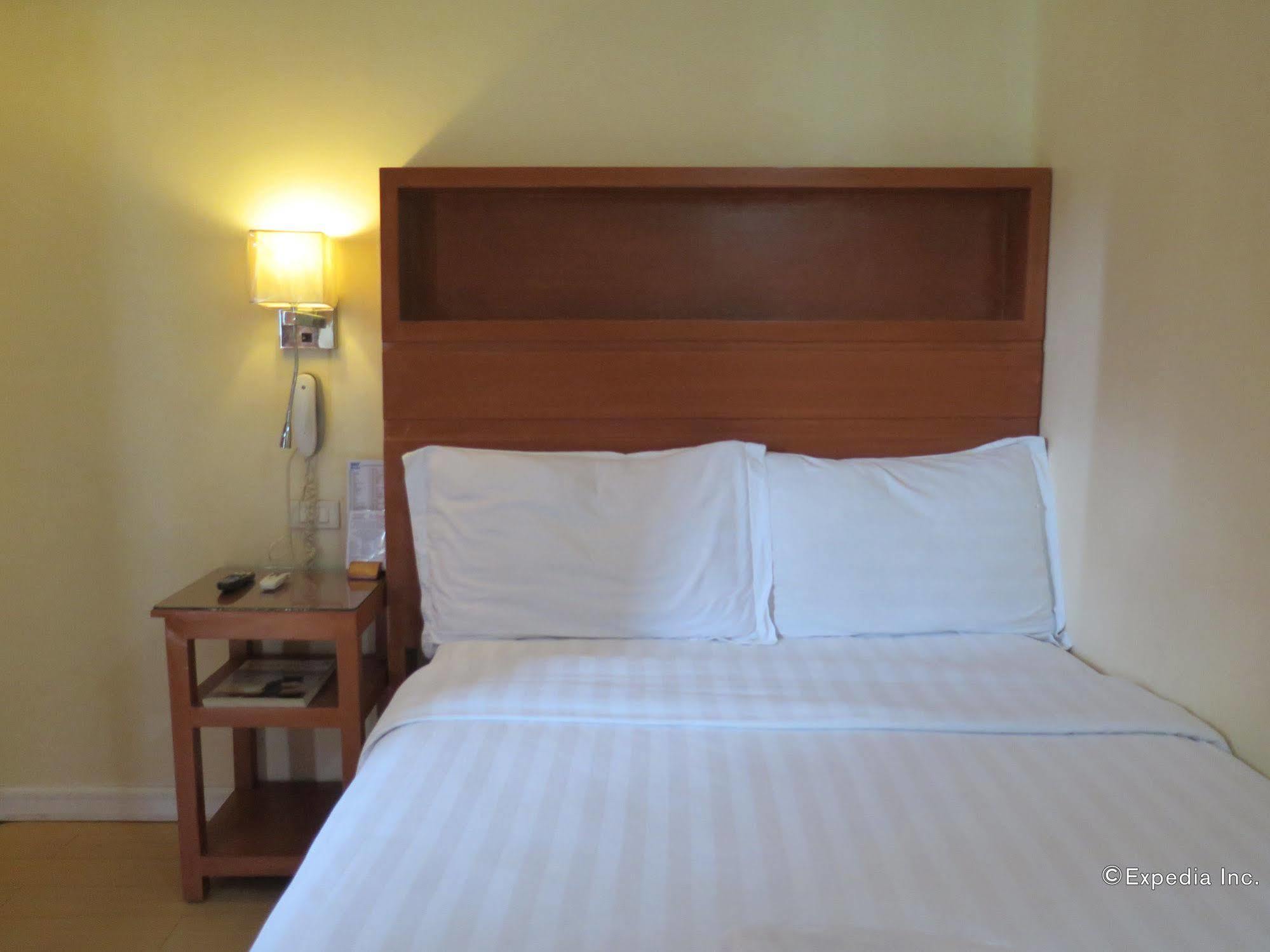 La Gloria Residence Inn Cebu Buitenkant foto