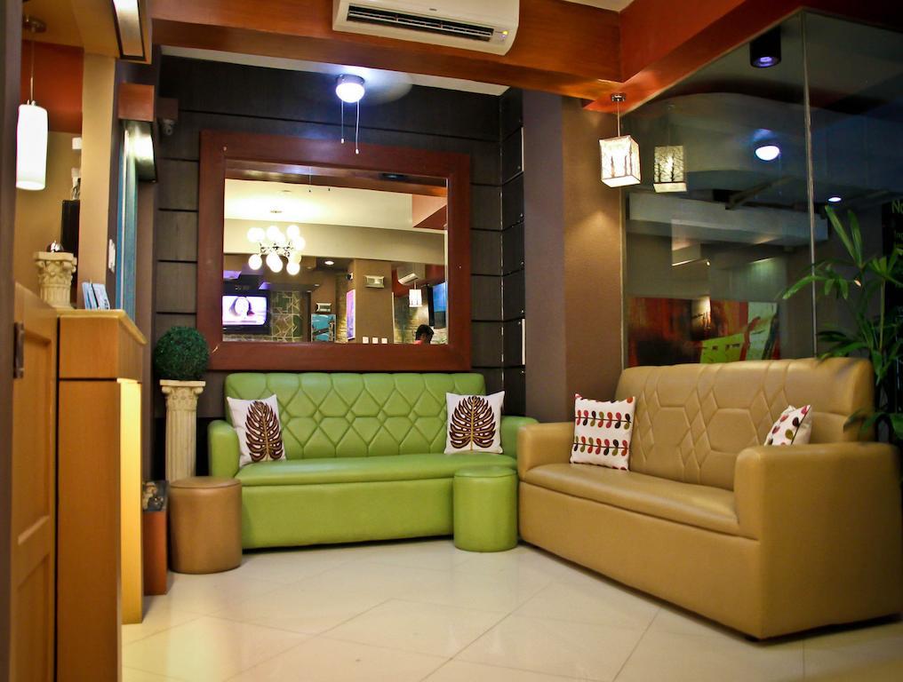 La Gloria Residence Inn Cebu Buitenkant foto